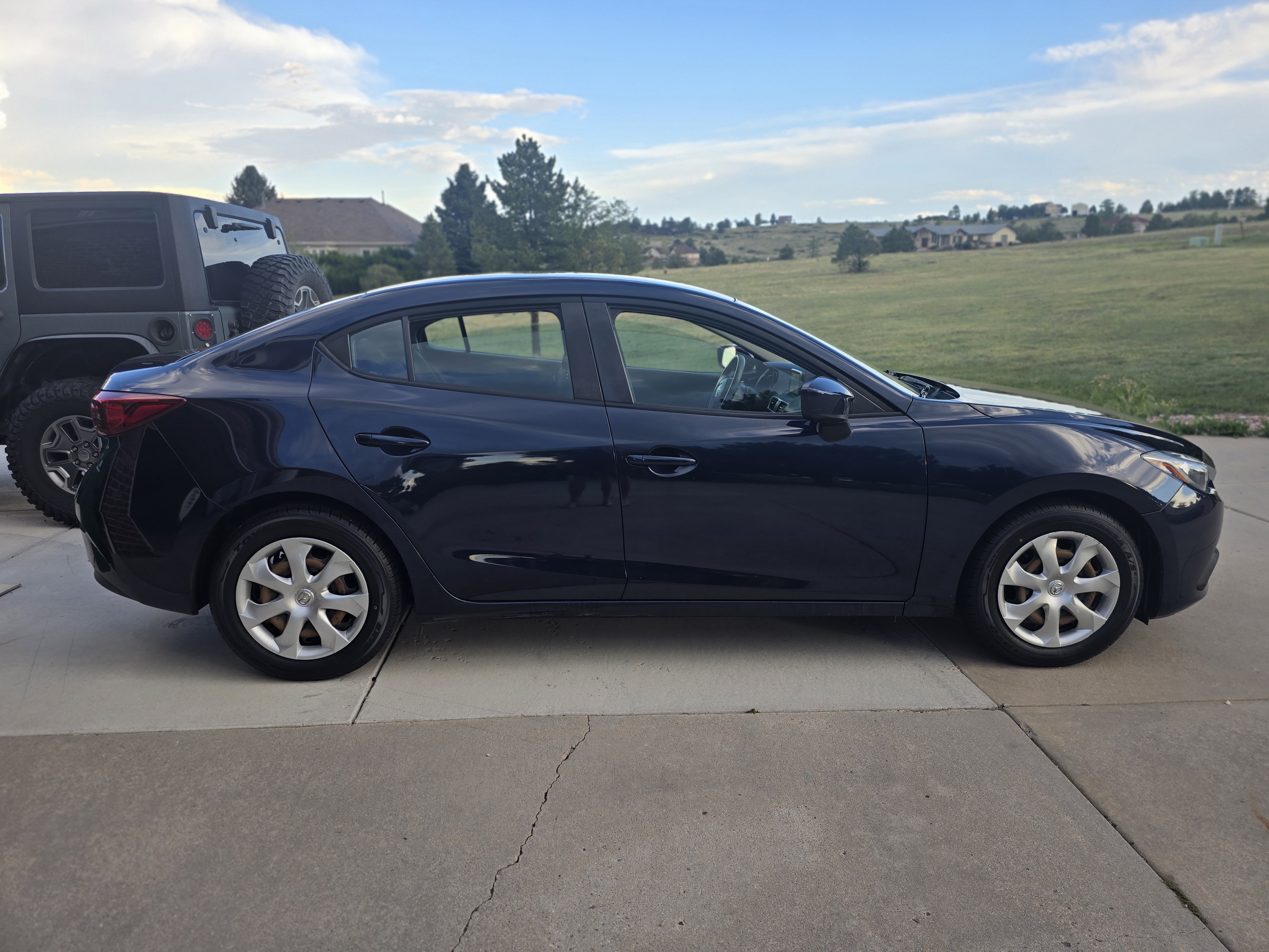 2016 Mazda Mazda3 iSport